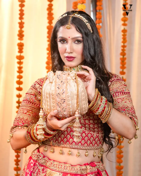 Noorira_Blush_Gold_Potli_Bag